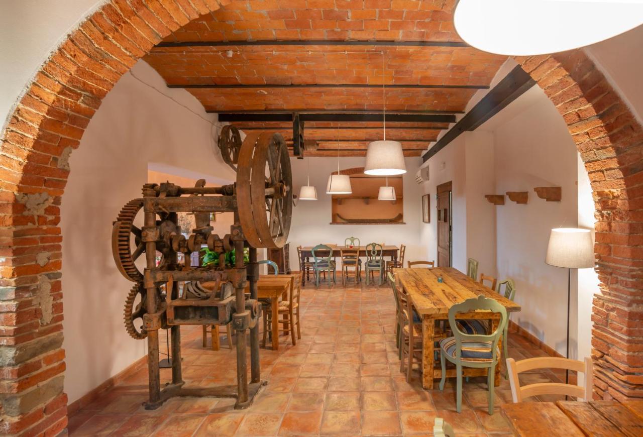 Casa Vacanze Le Fornaci Латерина Экстерьер фото