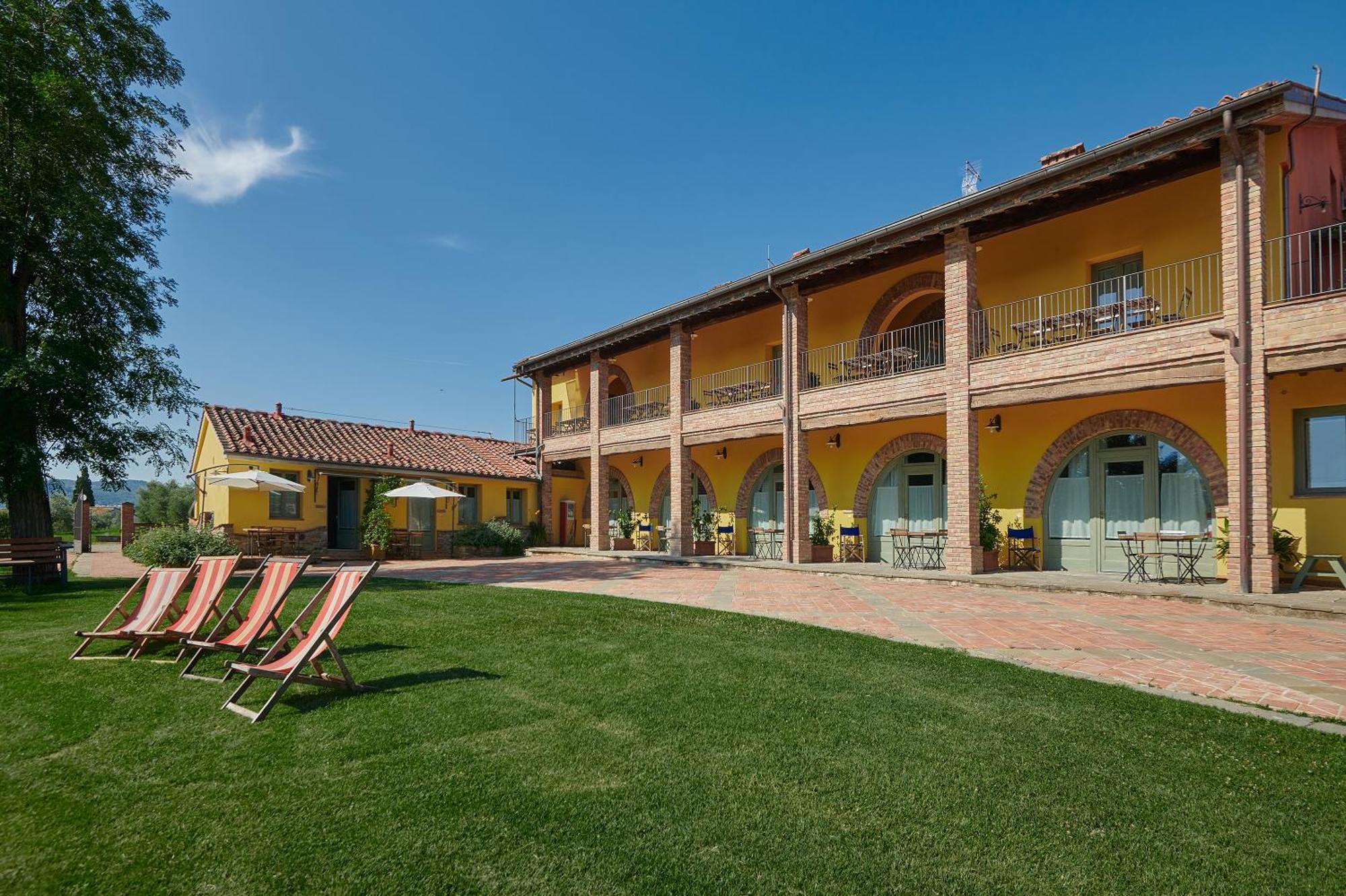 Casa Vacanze Le Fornaci Латерина Экстерьер фото